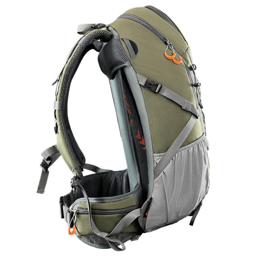Tracker 2200 - Hunting Backpack with Rifle Gun & Bow Holder